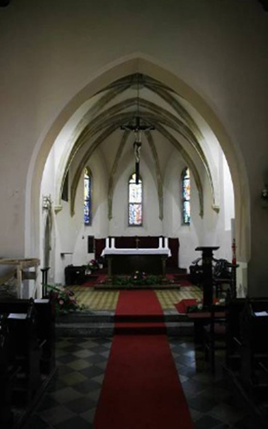 Vitr� v kostele